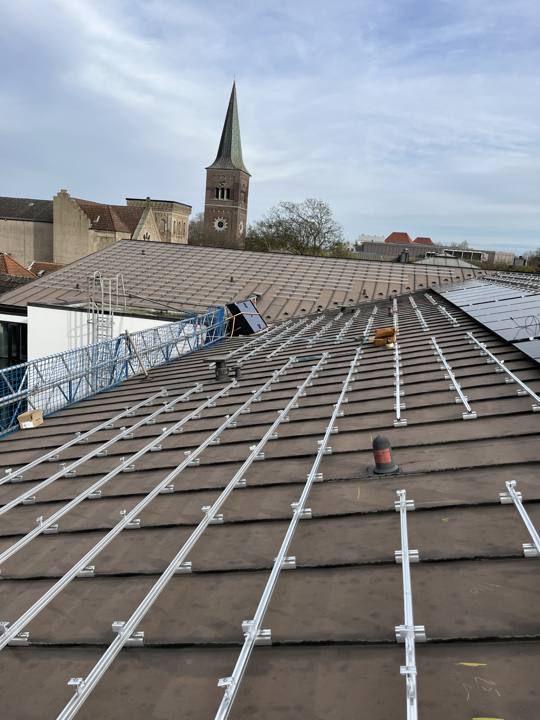 Mounting structure before module installation